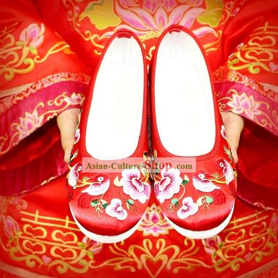 Chinese Classical Embroidered Cloth Wedding Shoes for Women