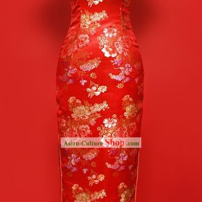Chinese Classic Red Wedding Long Cheongsam for Women