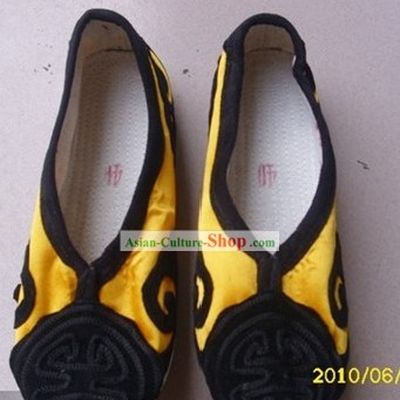 Traditional Chinese Yellow Taoist Shoes for Men
