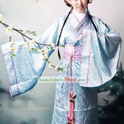 Chinese Traditional Costumes for Women