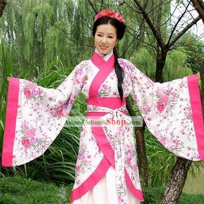 Ancient Chinese Clothing for Beauty