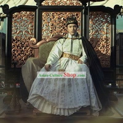 Ancient Chinese Ming Dynasty Official Costumes and Hat for Men