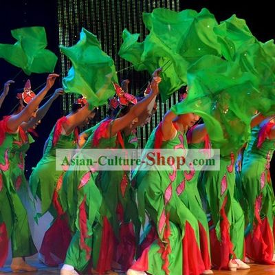 Traditional Chinese Lotus Dance Costumes for Women