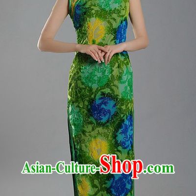 Traditional Minguo Time Chinese Long Green Cheongsam for Women