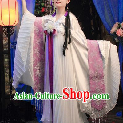 Ancient Chinese Princess Wide Sleeve White Clothing and Hair Accessories