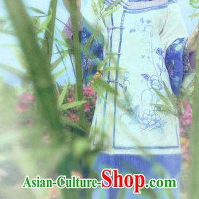 Traditional Chinese Minguo Female Clothing