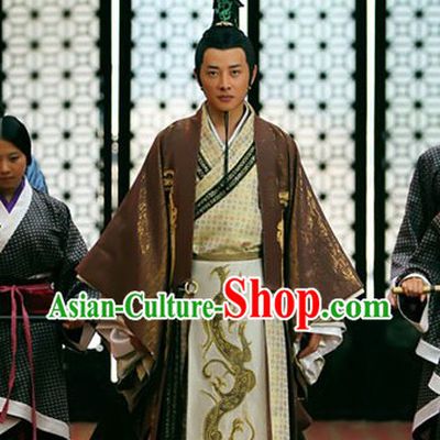 Ancient Chinese Han Dynasty Emperor Clothing and Hat