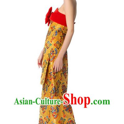 Chinese Classical Golden Long Tail Wedding Evening Dress