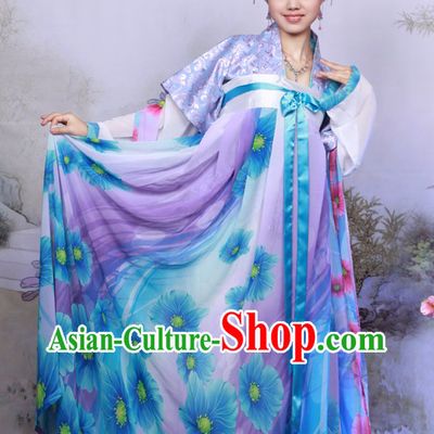 Traditional Chinese Tang Dynasty Clothes for Women