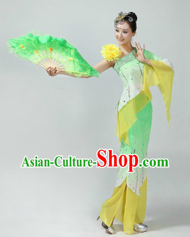 Traditional Chinese Color Transition Fan Dancing Costume and Hair Accessories for Women
