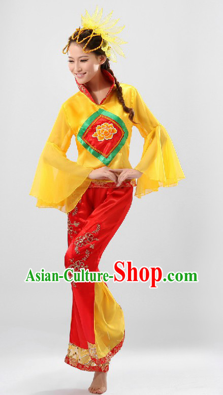 Traditional Chinese Group Dance Costume and Hair Accessories for Women