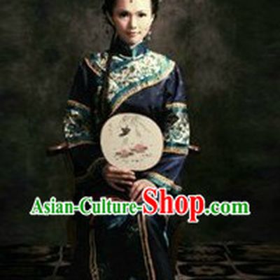 Ancient Chinese Landlord's Wife Costumes