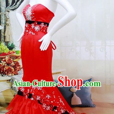 Chinese Red Elegant Lucky Red Wedding Dress with Long Tail