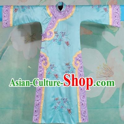 Qing Dynasty Palace Embroidered Princess Clothing for Women