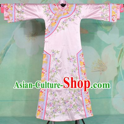 Qing Dynasty Pink Embroidered Princess Clothes for Women