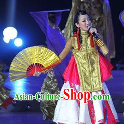 Traditional Chinese Stage Performance Costumes for Women