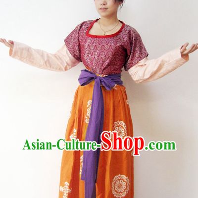 Ancient Chinese Tang Dynasty Costume for Women