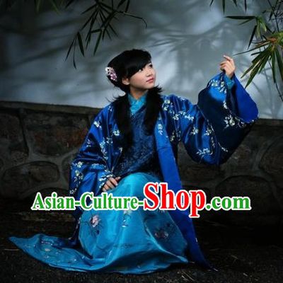 Ancient Chinese Ming Dynasty Embroidered Flower Coat and Dress Complete Set for Women