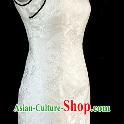 Supreme White Phoenix Pattern Short White Cheongsam for Women