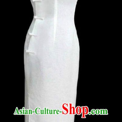 Traditional White Cotton and Flax Long Cheongsam