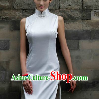 Traditional Chinese Pure White Long Silk Cheongsam for Women