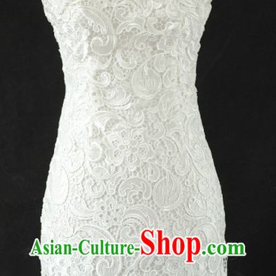 Chinese Cheongsam Style Wedding Dress and Veil for Brides