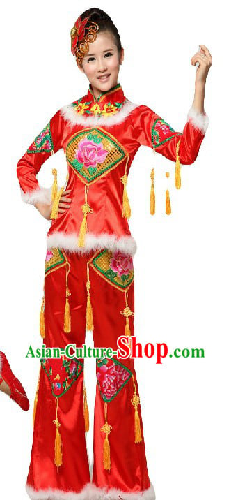 Traditional Chinese Lunar New Year Festival Celebration Costumes and Headpiece