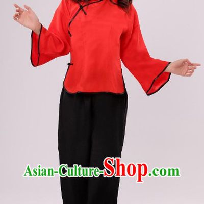 Traditional Chinese Tea-plunking Costumes for Women