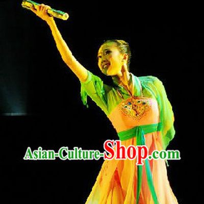 Traditional Chinese Spring Dance Costumes for Women