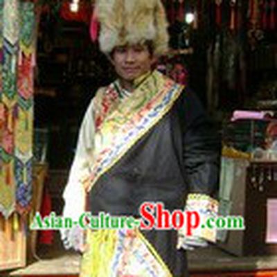 Traditional Chinese Classical Tibetan Male Clothing and Hat