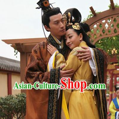 Ancient Chinese Couple Outfit for Men and Women