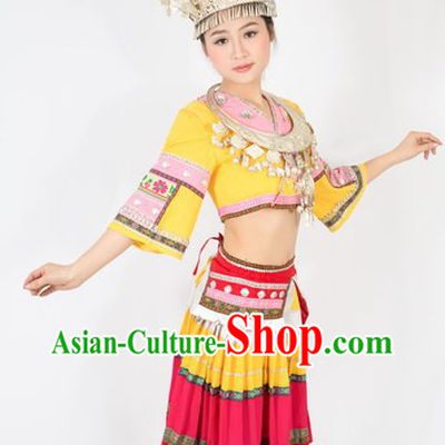 Traditional Chinese Miao Skirt with Accordion Pleats and Hat for Women