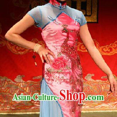 Traditional Chinese Peacock Dance Costumes