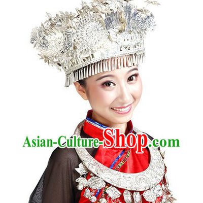 Red Chinese Miao People Clothes and Hat for Women