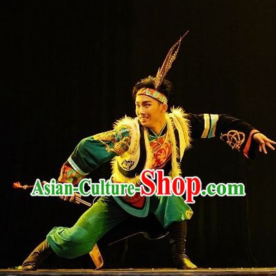 China Qiang Ethnic Tribe Clothes for Men