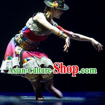 Solo Dance Costumes of Kangting Kanding Love Song
