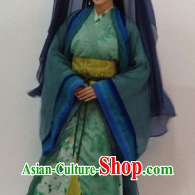 Ancient Chinese Swordwoman Costume and Hat