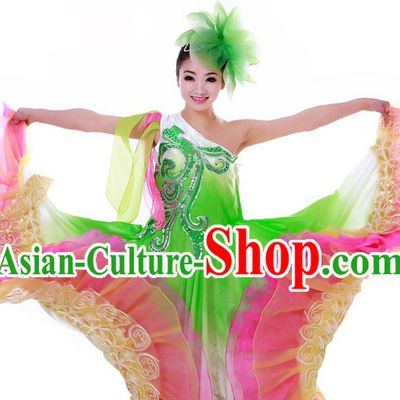 Ancient Chinese Dance Costumes and Headpieces for Women