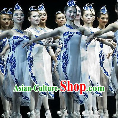 Stage Performance Classical Dance Costumes and Hat Complete Set for Women