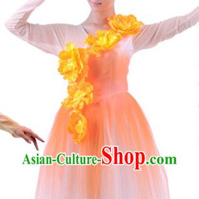 Traditional Chrysanthemum Dance Costumes and Headwear for Women