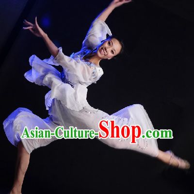 Tailored-made Classical Dancing Costumes and Headgear for Women