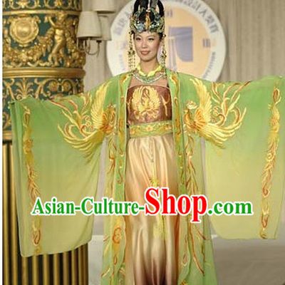 Chinese Imperial Dressing Empress Costume and Hair Accessories in China