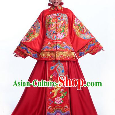 Supreme Chinese Wedding Clothing Complete Set for Brides