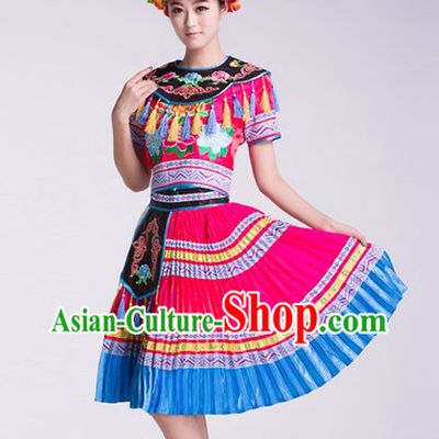China Ethnic Tu Jia Clothing and Headwear Complete Set for Women