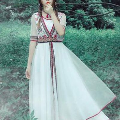 Bulgaria National Costume and Headwear Complete Set for Women