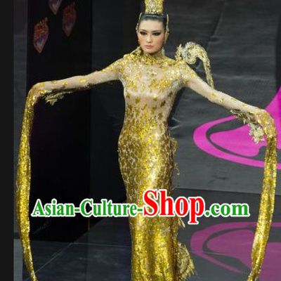 China National Costume and Headwear Complete Set for Women