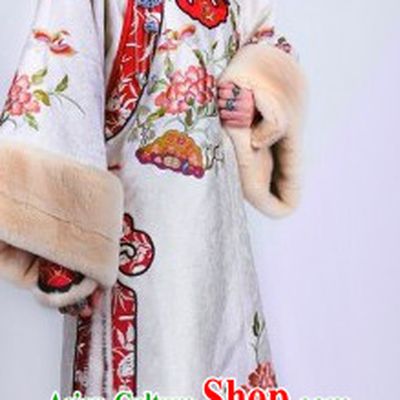Qing Dynasty Princess Winter Wear Manchu Clothing and Headwear