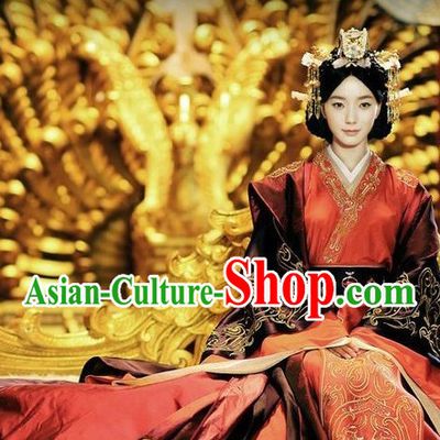 Han Dynasty Empress Wedding Outfit and Headwear for Women