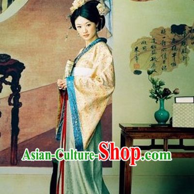 Chinese Traditional HanFu Costume and Hair Accessories for Women