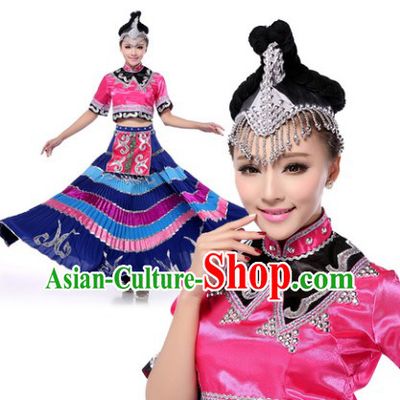 Chinese Yi Nationality Clothing and Headwear Complete Set for Women
